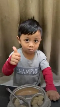 Dewi L.